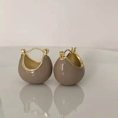 Elegant Oil Peas Earrings for Women Gold Plated