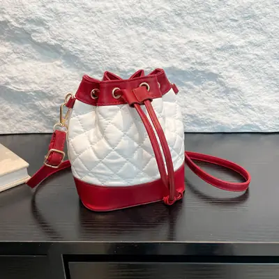 Red White Diamond Embroidery Shoulder Crossbody Bag