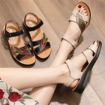 Women's Open Toe Soft Leather Sandals Summer