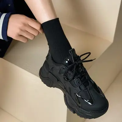 Black Thick-Soled Women's Sports Shoes 2025