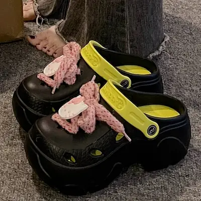 Women's Cartoon EVA Cave Shoes Thick White Summer
