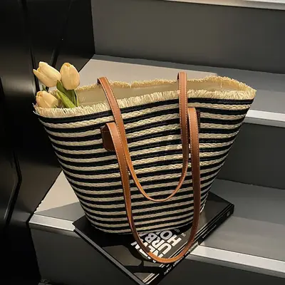 Women's Straw Underarm Bag with Leather Handles