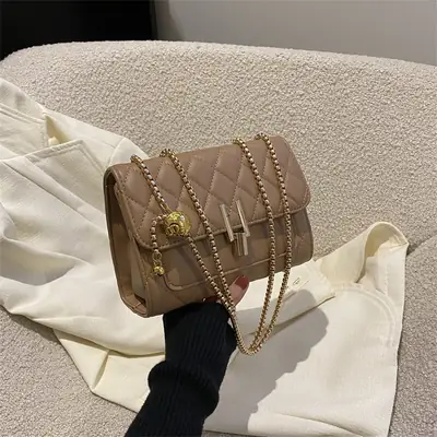 Women's Quilted Chain Shoulder Bag Brown 2025