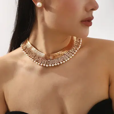 N12427 Exaggerated Wide Edition Gold Strap Diamond Neck Chain Light Luxury Niche Temperament Geometric Heavy Industry Jewelry suit