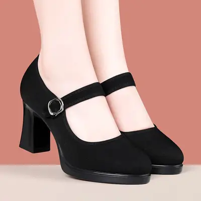 Cheongsam soft-soled cloth shoes model non-slip black 2025 spring new single-layer shoes work shoes high heels dancing mother