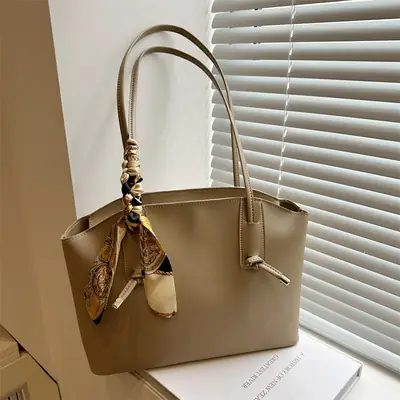 Retro Texture Shoulder Bag Large Capacity Tan