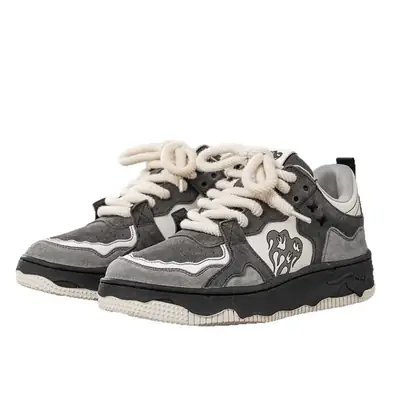 Korean Style Niche Casual Sneakers Women's 2025 Spring New White Shoes Ins Hong Kong Style All-match Bread Single-layer Shoes for Students
