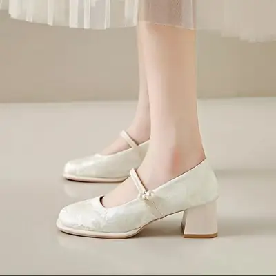 New Chinese Mary Jane Shoes Spring 2025 Pearl Jacquard