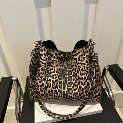 Leopard Print Korean Style Shoulder Bag for Women