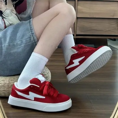 Vintage Niche Red Bread Sneakers Women's Ins Trendy 2025 Spring New All-match Canvas Shoes Sports Casual Shoes