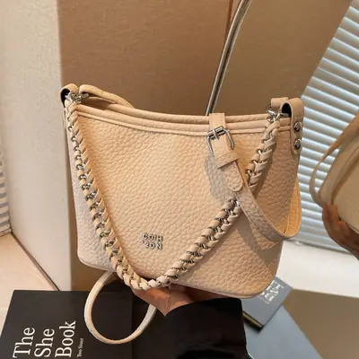 Women's Chain Crossbody Bag Beige 2025 Trendy