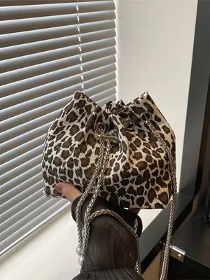 Leopard Print Chain Crossbody Bag Women 2025