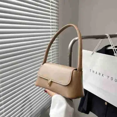 Women's Spring Baguette Shoulder Bag Beige Leather
