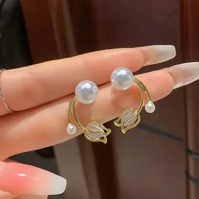 Silver Needle Korean Cat's Eye Pearl Earrings