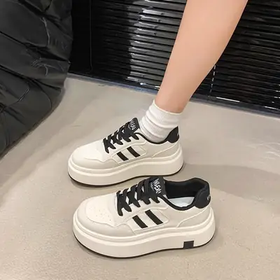 Women White Maroon Thick Platform Casual Sneakers