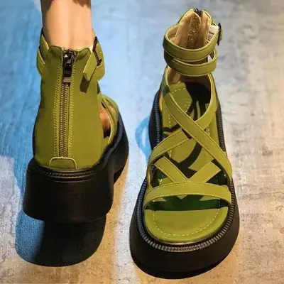 Women Black Cross Strap Platform Sandals