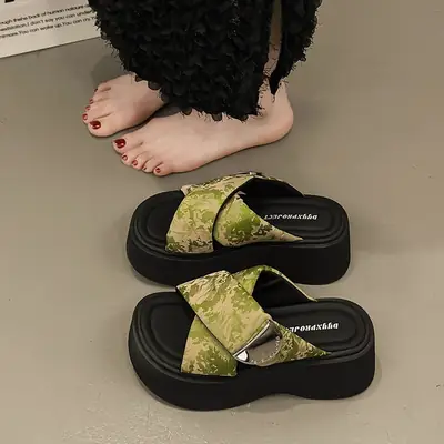 Women's Gold Buckle Platform Sandals Black
