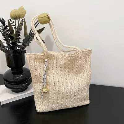 Women's Pastoral Net Red Woven Shoulder Bag Spring Straw Tote