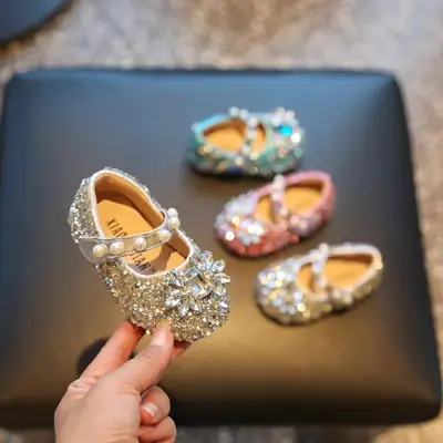 Baby Toddler Shoes Soft Sole Non-slip Single Shoes Spring and Autumn Baby Princess Shoes Bright Diamond Western Girl Shoes 3 Years Old