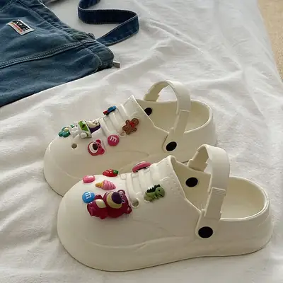 2025 Summer Croc Sandals Women Non-Slip Thick Sole