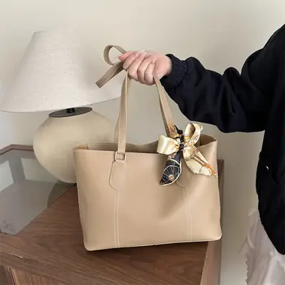 Tote Bag Beige Leather Large Capacity Fashion European American