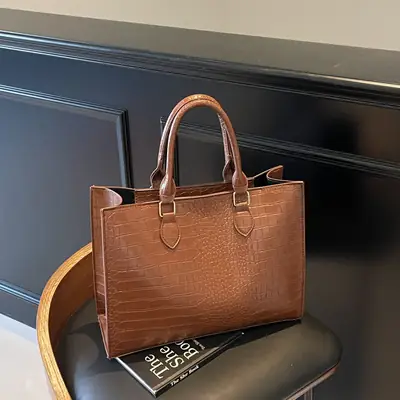 2025 Brown Crocodile Texture Shoulder Bag for Women