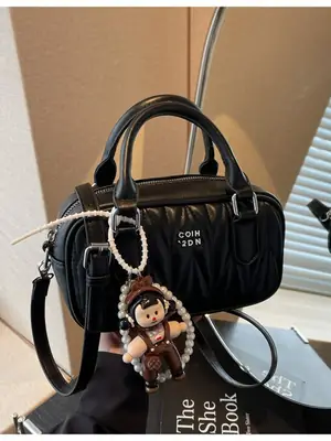Black Pleated Crossbody Bag for Girls 2025