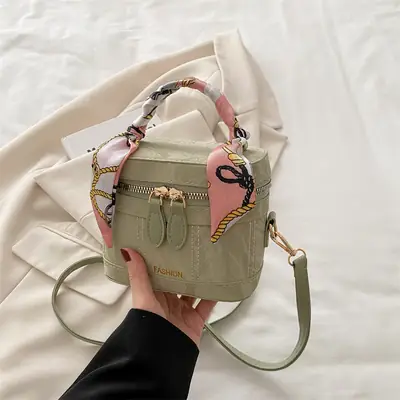 Trendy Pink Green Women's Small Handbag 2026