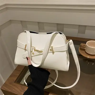 White Shell Shoulder Bag for Women Spring Summer
