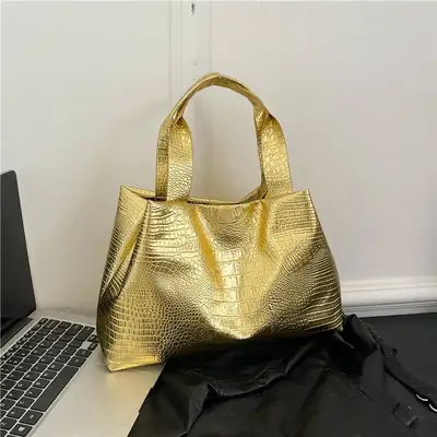 Gold Crocodile Texture Women's Tote Bag 2025
