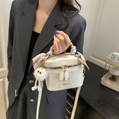 Women's Silk Scarf Bucket Bag White 2025