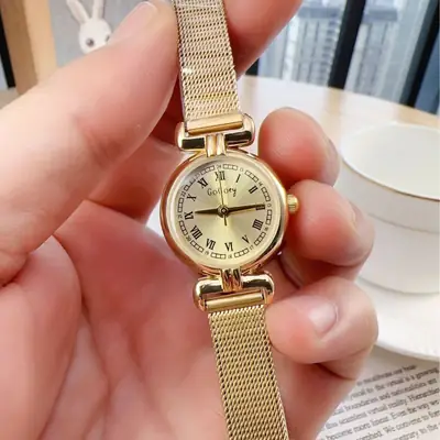 Women's Gold Mesh Watch with Retro Quartz Dial
