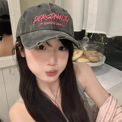 2025 Washed Denim Hole Baseball Cap Women's American-style Retro Face Small Cap Big Head All-match Hat
