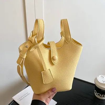Women's Yellow Textured Shoulder Bag 2025 New Arrival
