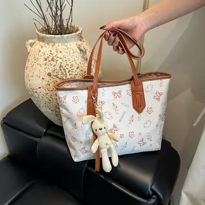 New Fashion Women's Printed Tote Bag with Cute Bear Design