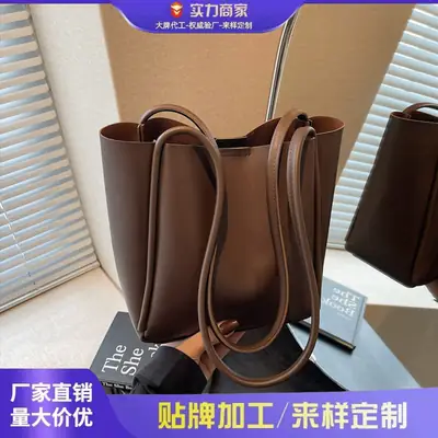 Large Capacity Vintage Brown Leather Tote Bag for Women