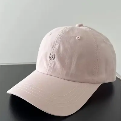 White Korean Cat Embroidery Baseball Cap for Women