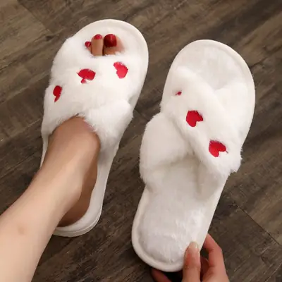Cross-border explosion generation cross belt furry four seasons love ladies warm indoor fashion girls cotton slippers