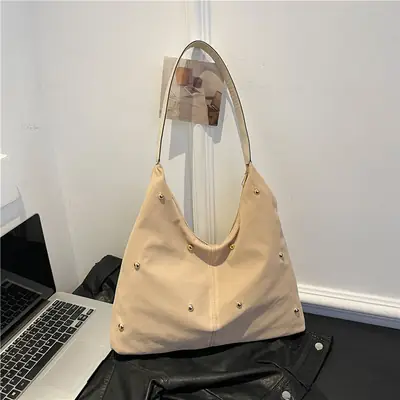 2025 Women's Beige Pearl Embellished Shoulder Bag