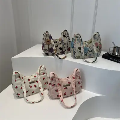 Simple Sweet Style Shoulder Bag 2025 New Style
