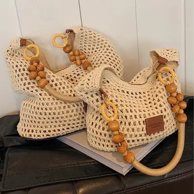 Women's Hollow Knit Beach Bag Large Capacity Wooden Handle