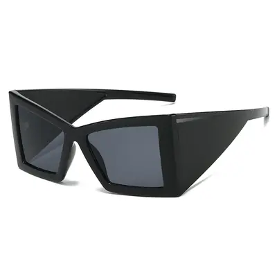 Pink Cat-Eye Sunglasses for Beach Party Wear