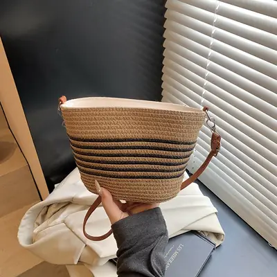 2025 Spring Woven Straw Mobile Phone Bag French Niche