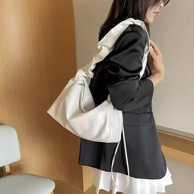 2025 Women's Large Capacity Underarm Bag White Black