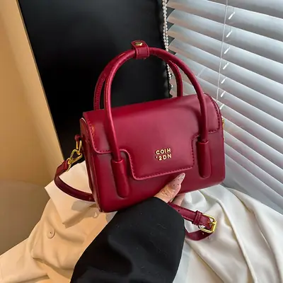 Women's Red Square Textured Shoulder Bag 2025