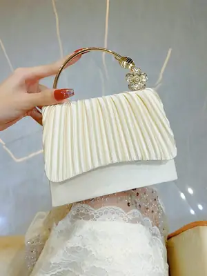 New Crossbody Luxury Clutch Bag with Pearl Handle