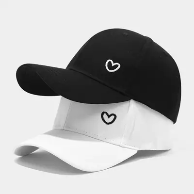 Black Heart Embroidered Baseball Cap for Men Women