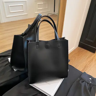 Large Capacity Black Women's Shoulder Bag 2025