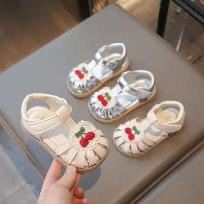 Baby Sandals Women's Treasure 2025 Summer New Arrival Little Baby Princess Shoes Little Girl Toddler Shoes Toddler Anti-Kick Shoes