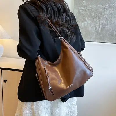 Retro Brown Leather Tote Bag for Women 2026